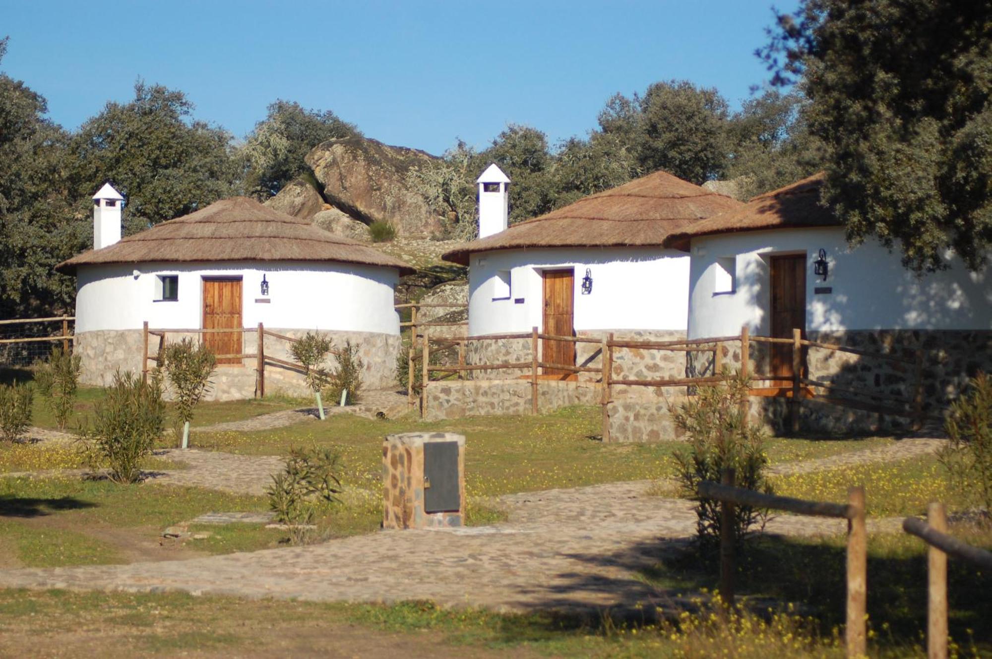 Los Chozos De La Roca La Roca de la Sierra Esterno foto